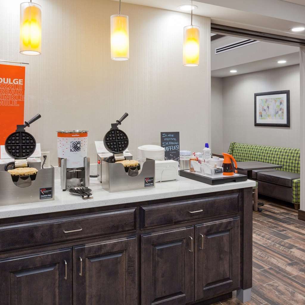 Hampton Inn & Suites Sioux City South, Ia Restaurant photo